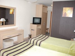 Murgavets Grand Hotel - photo 10