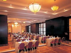 Beach Rotana Abu Dhabi - photo 5