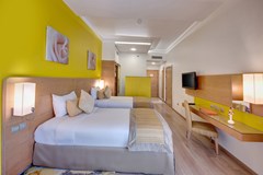 Al Khoory Executive Hotel - photo 20