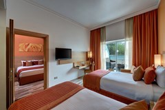 Al Khoory Executive Hotel - photo 15
