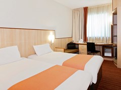 Ibis Dubai Al Barsha - photo 17