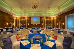 Jumeirah Emirates Towers - photo 27