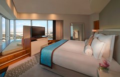 Jumeirah Emirates Towers - photo 64
