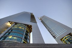 Jumeirah Emirates Towers: Hotel exterior - photo 5