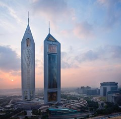Jumeirah Emirates Towers: Hotel exterior - photo 4