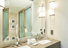 Hilton Dubai Al Habtoor City - photo 12