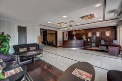 Beach Hotel Apartment - photo 26