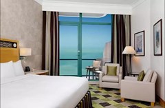 Hilton Dubai Jumeirah Beach - photo 4