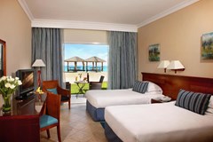 Fujairah Rotana Resort & Spa: Room - photo 8