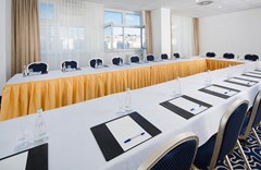Orea Hotel Pyramida - photo 13