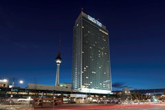 Park Inn by Radisson Berlin Alexanderplatz - photo 35