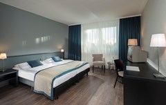 City Hotel Berlin East - photo 1