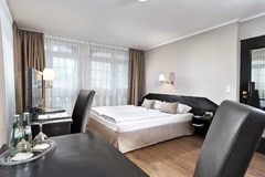 Tryp by Wyndham Munich North - photo 35