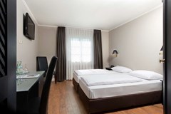 Tryp by Wyndham Munich North - photo 4