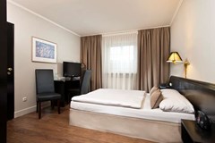 Tryp by Wyndham Munich North - photo 10