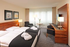 Maritim Hotel Muenchen - photo 40