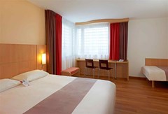 Ibis Warszawa Reduta - photo 8