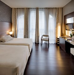 Barcelona Hotel Colonial - photo 39