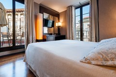 Barcelona Hotel Colonial - photo 13