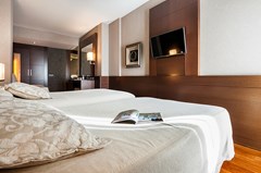 Barcelona Hotel Colonial - photo 21