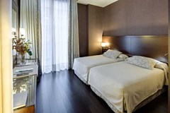 Barcelona Hotel Colonial - photo 37