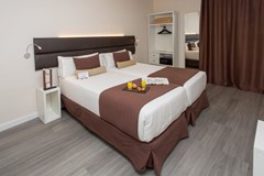 BCN Urban Hotels Gran Ducat - photo 2