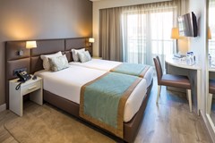 Empire Lisbon Hotel - photo 31