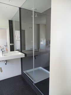 Lisbon Serviced Apartments - Ascensor da Bica - photo 13