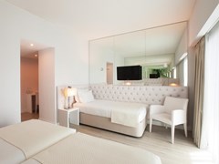 Lutecia Smart Design Hotel - photo 41
