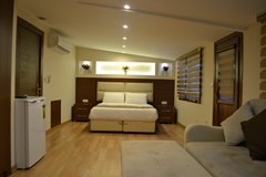 Seven Days Hotel: Room - photo 8