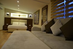 Seven Days Hotel: Room - photo 16