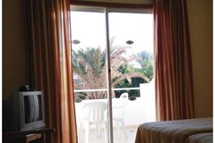 Malibu Park Hotel - photo 11