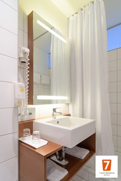 7 Days Premium Hotel Wien - Altmannsdorf - photo 10