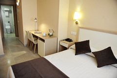 La City Hotel Mercado - photo 16