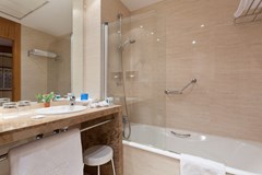 Senator Parque Central Hotel - photo 15