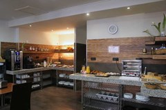 Hostal Venecia - photo 8