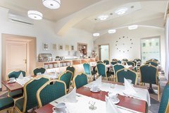 Hotel Lunik - photo 13