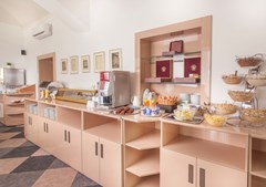 Hotel Lunik - photo 9
