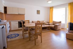 Yassen Mng Apartments - photo 7