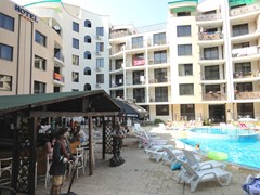 Avalon Apartments - photo 9