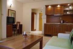 Avalon Apartments - photo 10