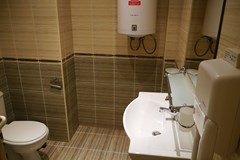 Avalon Apartments - photo 23
