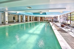 Estreya Residence - photo 10