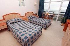 Hotel Lilia - photo 1