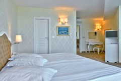 Marina Grand Beach Hotel - photo 4