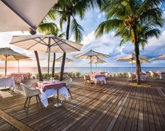 Victoria Beachcomber Resort & Spa - photo 10