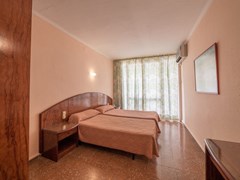 Hotel Checkin Garbí - photo 31
