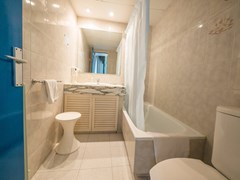 Hotel Checkin Garbí - photo 34