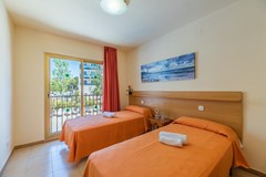 Apartamentos Pins Marina Cambrils - photo 19