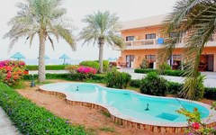 BM Beach Resort - photo 11